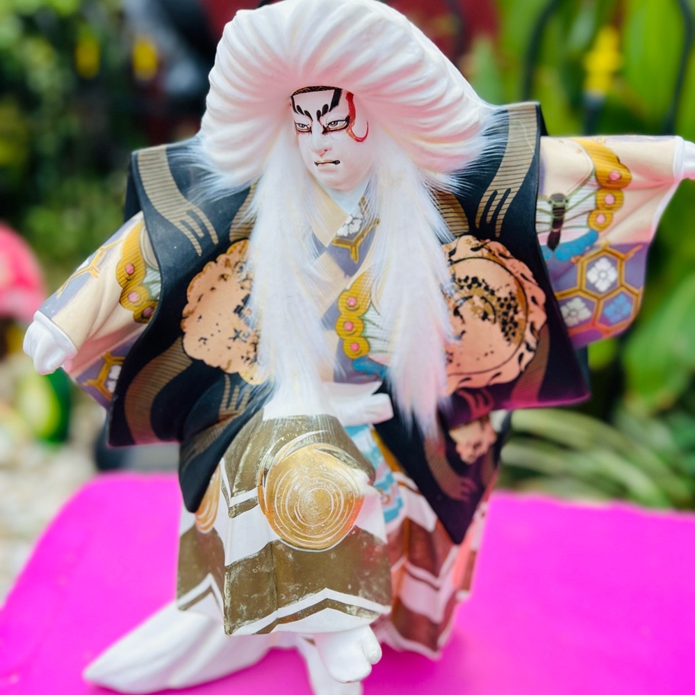 Two vintage Hakata clay dolls , father and son , see pictures for measurements